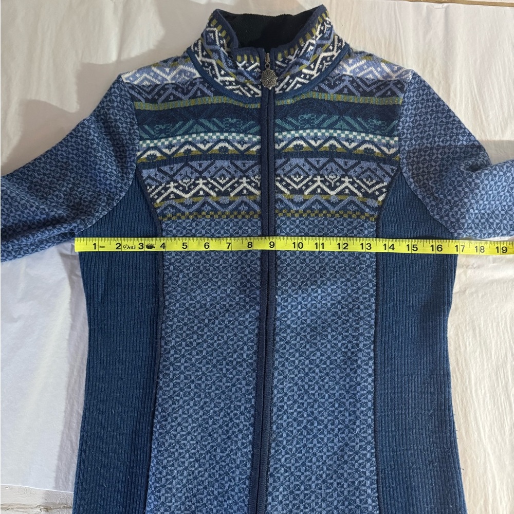 ICELANDIC DESIGNS Fair Isle Wool Full Zip Sweater - Picture 15 of 17